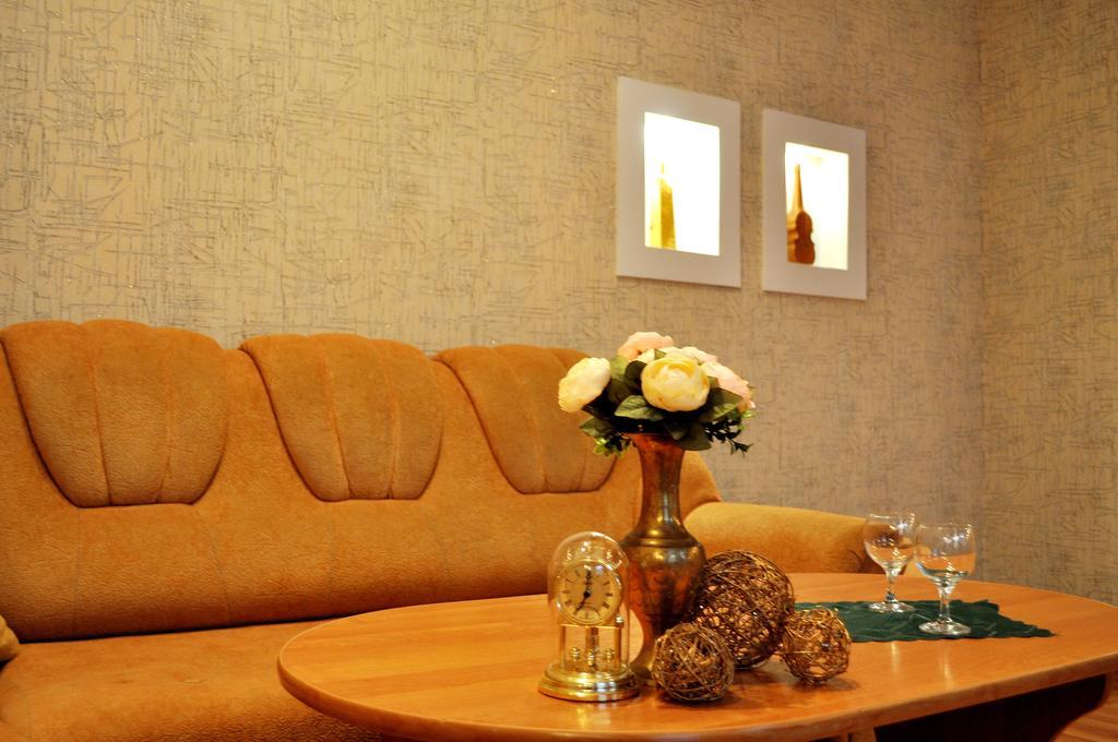 Apartment On Vasilka 4 Grodno Luaran gambar